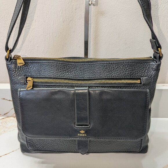 Fossil Kinley soft pebbled leather in black. EUC! - Picture 2 of 8